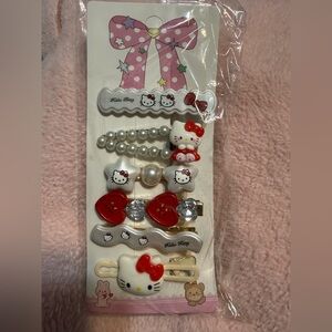 🆕 Cute Hello Kitty Hair Clips Set